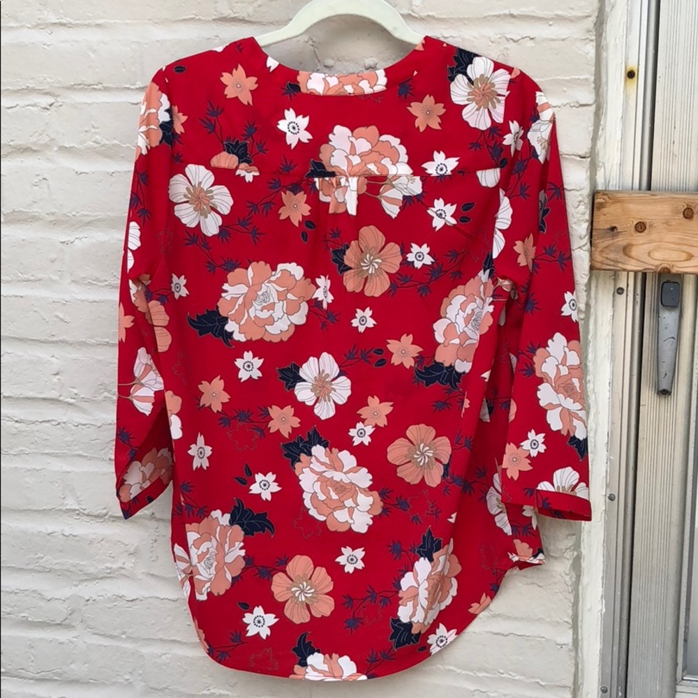 Floral blouse - Picture 4 of 4